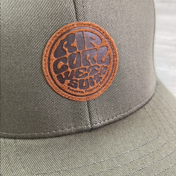 RIP CURL - FITTED HAT - Picture 4 of 7